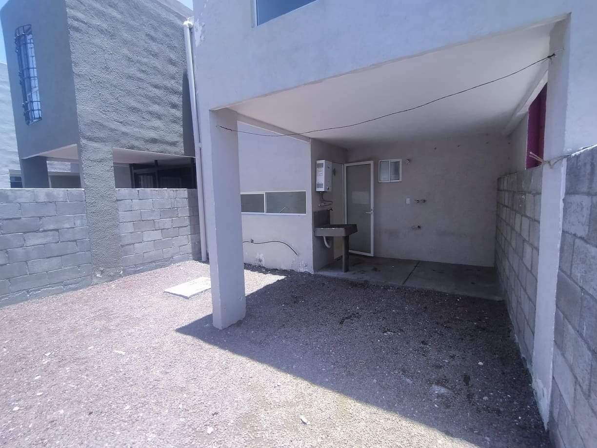 Rento casa vacia de 2 recámaras en hacienda de Guadalupe - Imagen 9 en Tizayuca